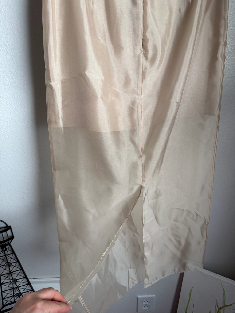 Antonio Melani Priscilla Sheer Organza Midi Skirt NWT Size 8 - Picture 9 of 10